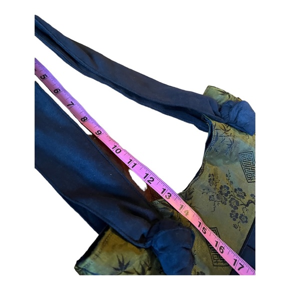 Red Blossom Chartreuse Green Silk Jacquard and Black Old Shanghai Shoulder Bag - Picture 13 of 13